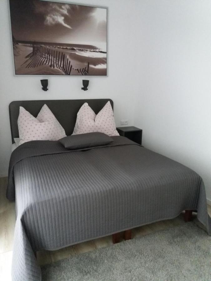 Dom Przy Plazy Apartman Ustronie Morskie Kültér fotó